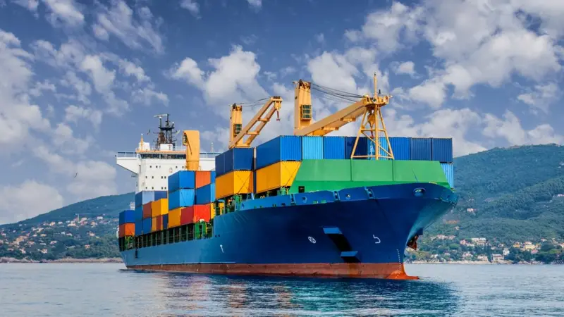 Porto/exportação (ex.: contêineres, Hong Kong)